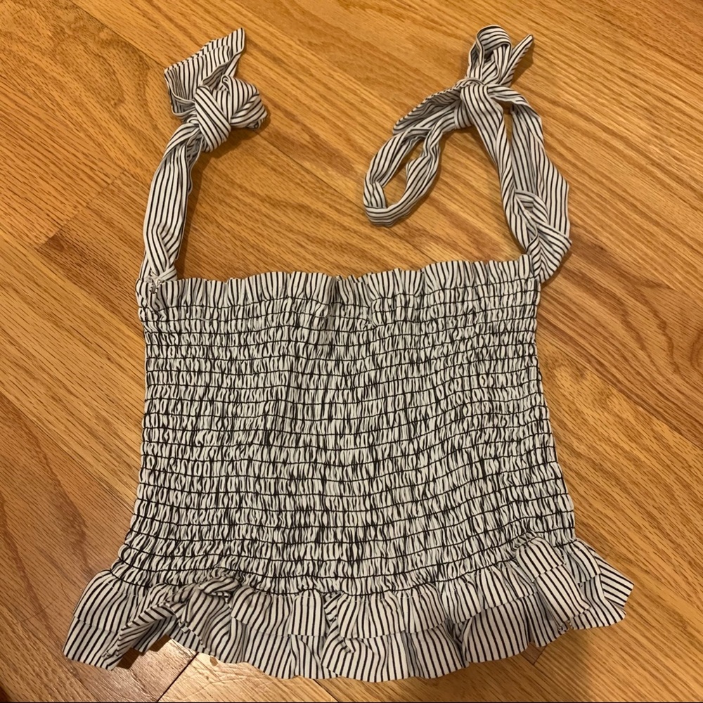 Tie Smocked Crop Top